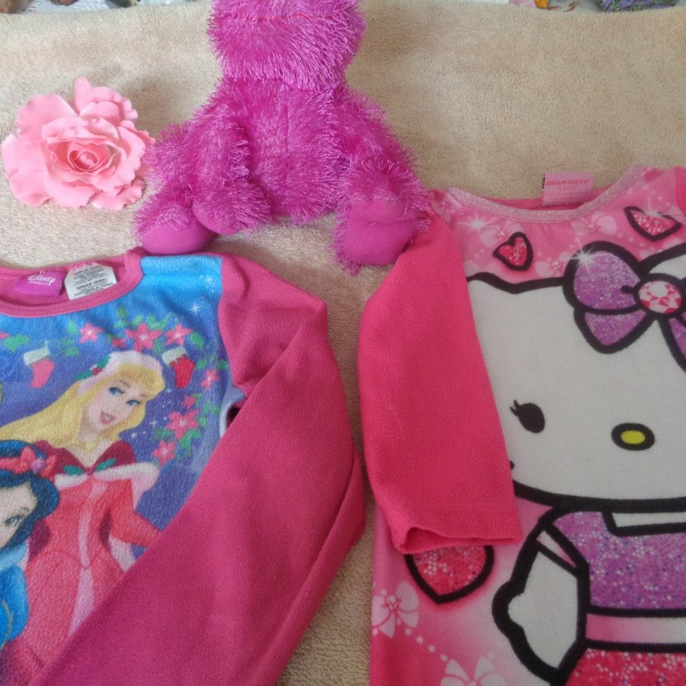 KIDSCORE DISNEY & HELLO KITTY TOY BUNDLE
